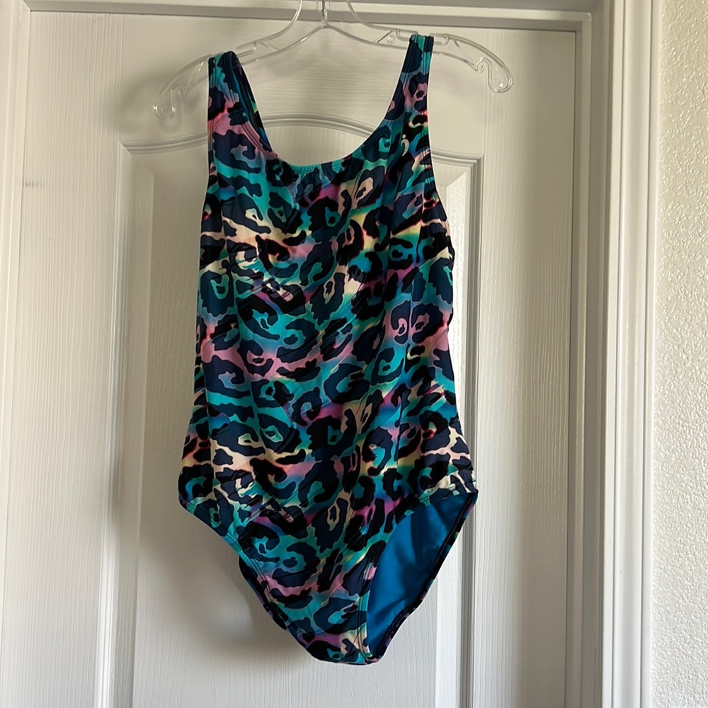 COPY - Size 18 - Illusions Boutique multicolored print Razorback